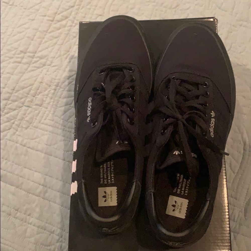 READ DESCRIPTION AND LOOK AT SIZE ON BOX